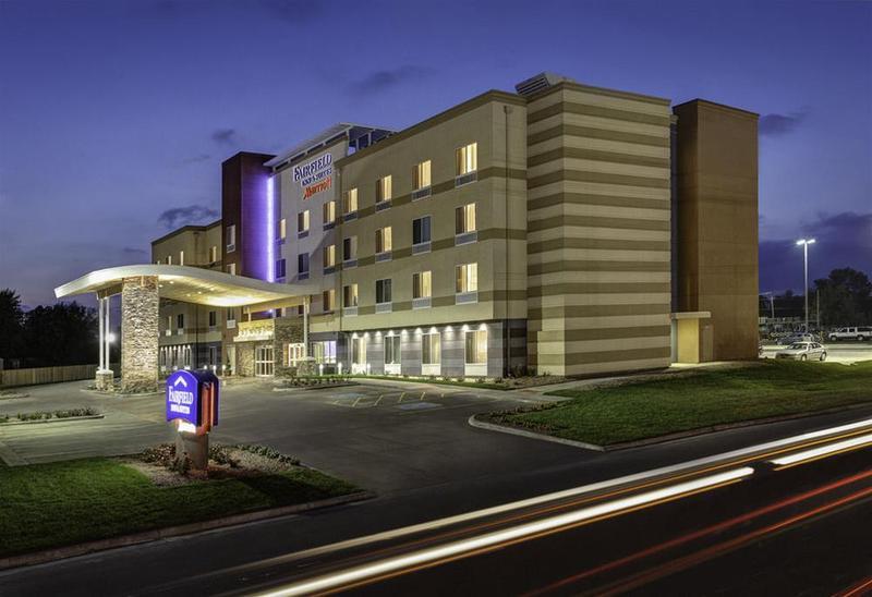 Fairfield Inn & Suites By Marriott Omaha West Exterior photo